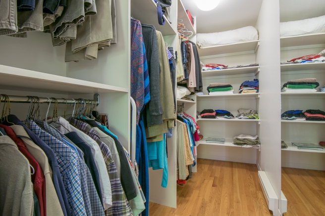 35-albion-road-theres-nothing-like-a-well-lit-walk-in-closet
